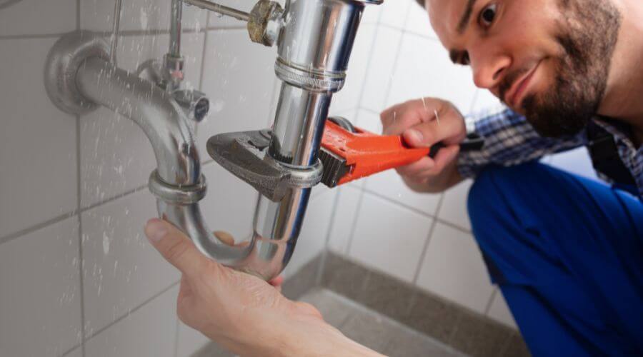 Professional same day plumber in Levant, KS